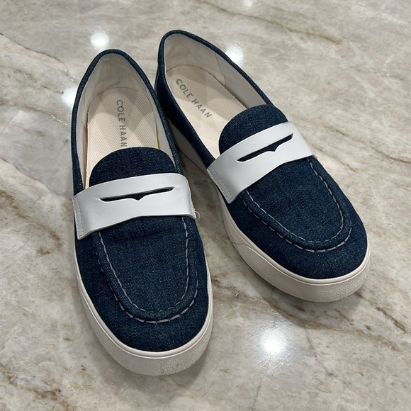 Cole‎ Haan Nantucket 2.0 Penny Loafers | Denim Navy | Size 7.5 | Excellent - Picture 4 of 10